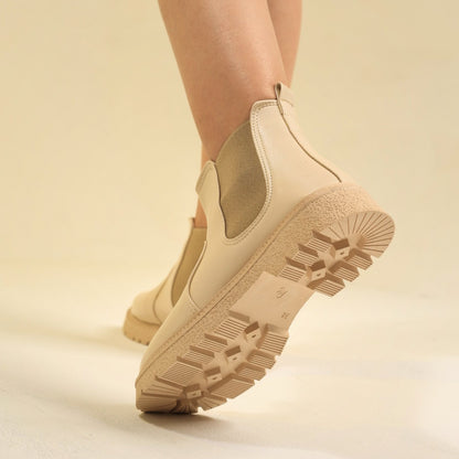 Stick Boots - beige