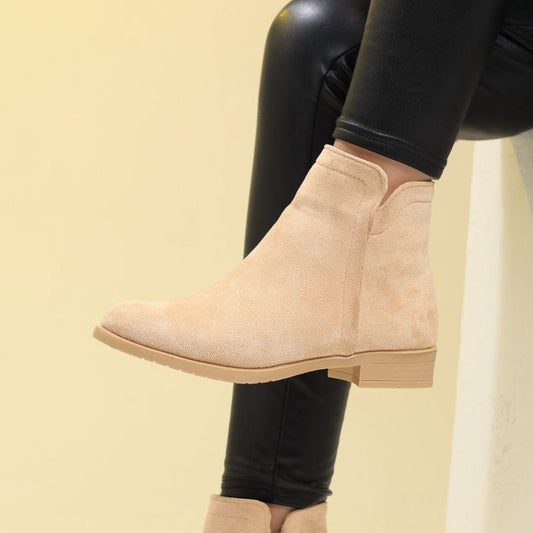 chamois boots-beige